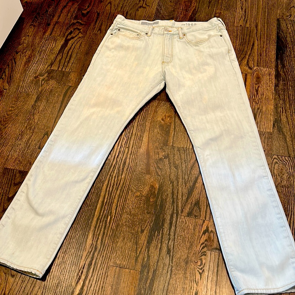 Men’s GAP Light Wash Jeans Size 34x32 Slim